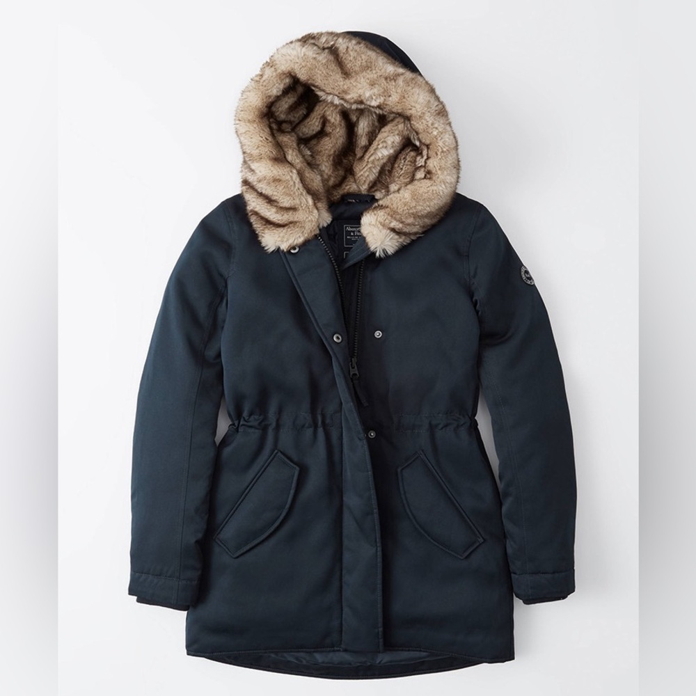 ABERCROMBIE & FITCH FAUX FUR HOODED PARKA